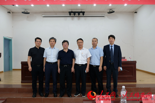 容城招聘_年薪最高30万 提供住房 鄂尔多斯衡水中学招教师31人(2)