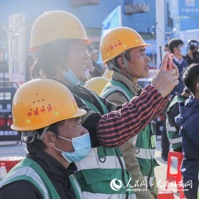 �������Ƿ׷����ֻ���¼���ݳ��еľ��ʻ��档������/��