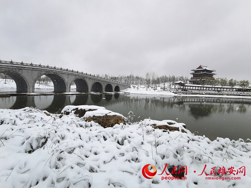 雪中的雄安金湖公園。劉向陽攝