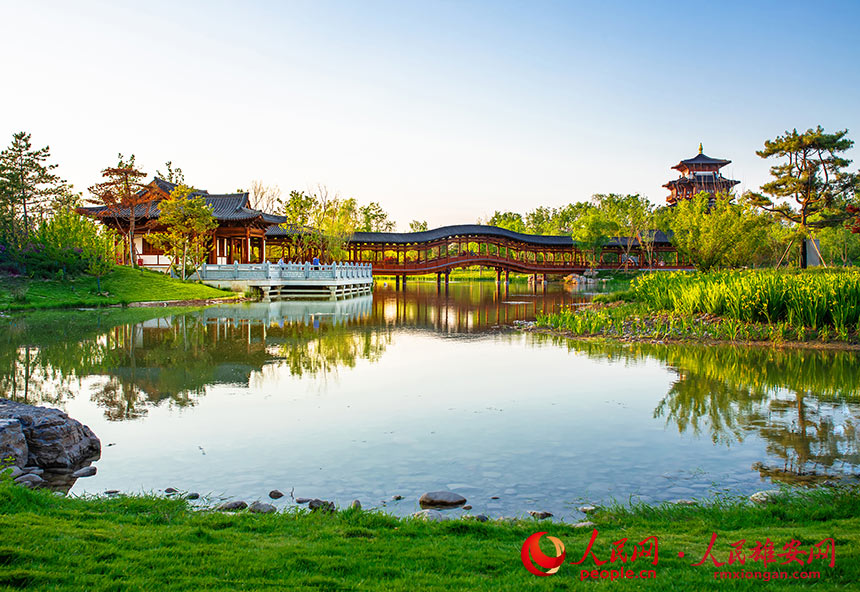 悅容公園景色。鄭前攝