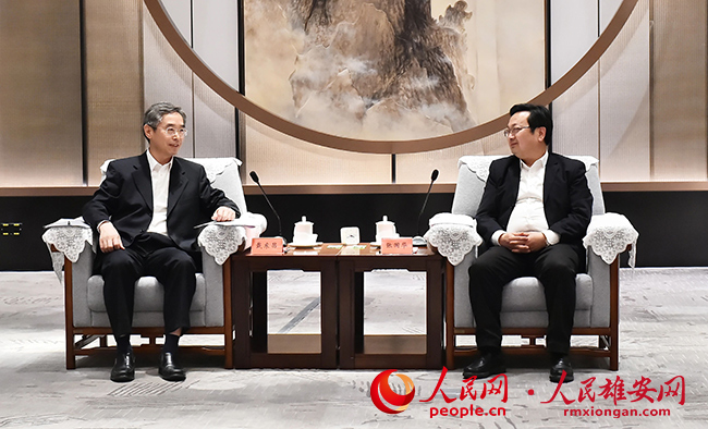 张国华与交通运输部副部长戴东昌一行举行工作座谈。刘向阳摄