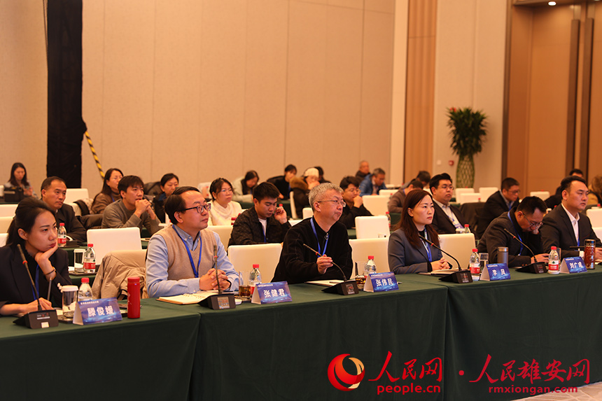 大賽現場，評委提問環節。人民網記者 王紅攝