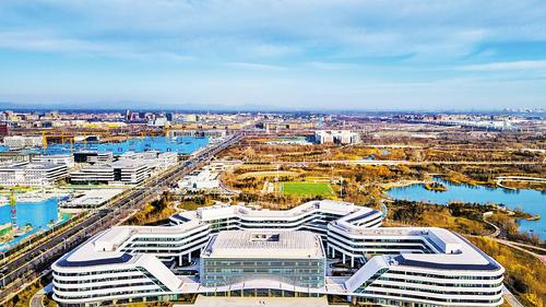 12月8日無人機航拍的中國星網總部大樓。