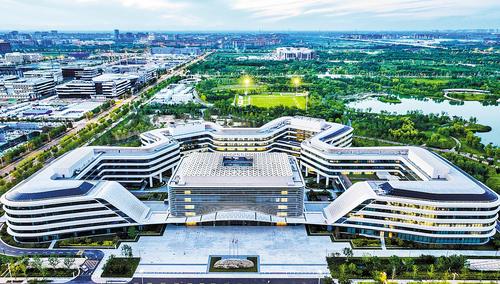 2025年7月30日航拍的中国星网总部。本报记者 李东宇摄