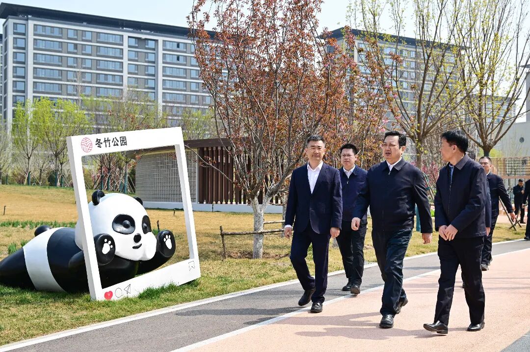 張國華調研雄安新區主題樓宇運營、重點項目建設和安全生產工作。王偉倩攝