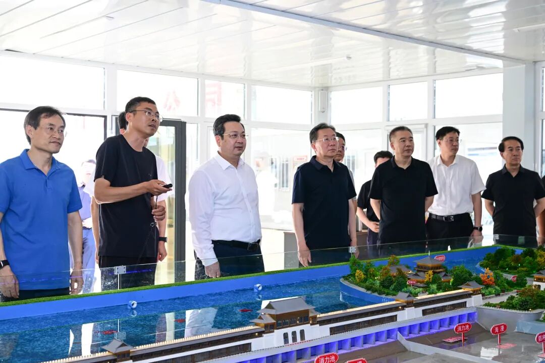 张国华调研防汛备汛工作。王伟倩摄