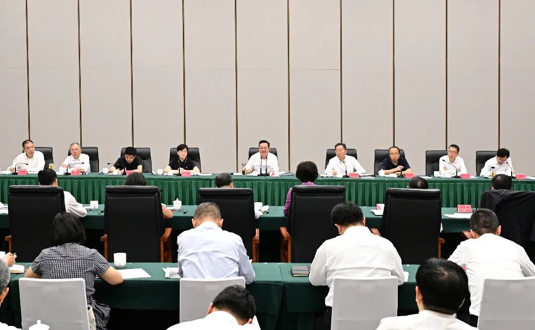 高质量建设北京协和医院国家医学中心（雄安院区）工作推进会在雄安新区召开。王伟倩摄